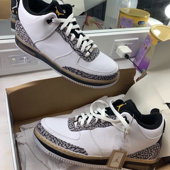 Shoes - Picture 2 of 2